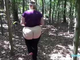 Young Chubby with Big Ass Suck and Fuck in Forest!