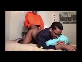 Bi thot gettin fucked by strap on by her bitch